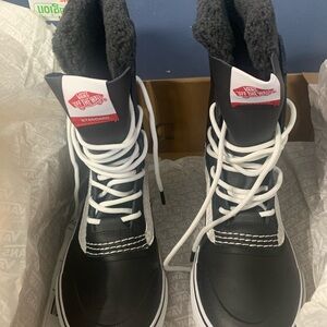 Vans Black and White Men's Boots